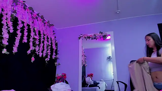 Gabyy Cooper  online show from June 2026 01:55:02 AM