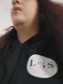 mirandahvelez online show from October 2025 05:04:02 AM