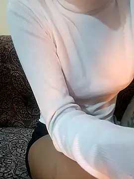 Fuck me babyy online show from November 2025 03:39:01 AM