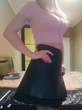 Snapshot of SelinaLovqx chatting on December 2025 11:39:02 AM SelinaLovqx online show from December 2025 11:39:02 AM