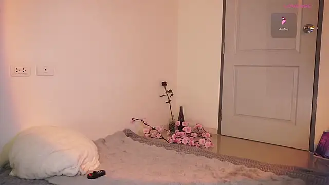 Snapshot of Lillu_Cooper chatting on March 2026 03:01:02 AM Lillu Cooper online show from March 2026 03:01:02 AM