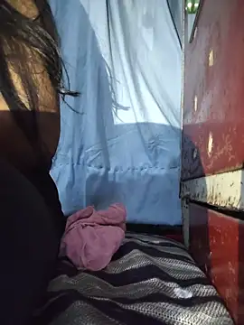 Ezabelljohn online show from May 2026 10:15:02 PM