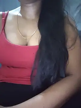 Ezabelljohn online show from June 2026 06:03:02 AM