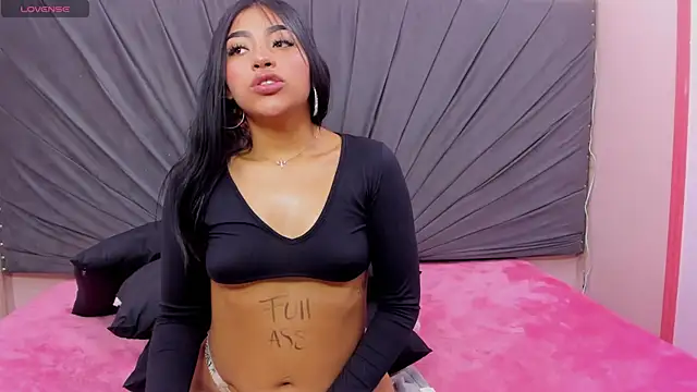 Megan-Hornney online show from November 2025 02:06:01 PM