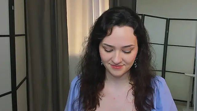 Camilla Rowen online show from April 2026 08:39:01 PM