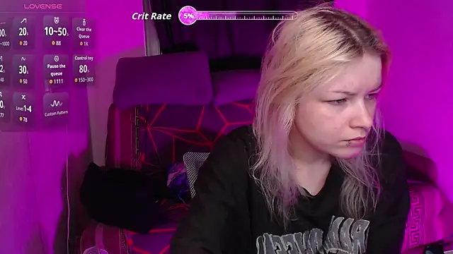 CherryNight6 online show from May 2026 11:44:01 PM