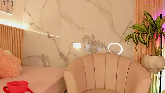 Fyre divine online show from December 2025 12:33:02 PM