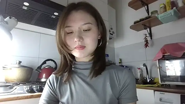 LilysTaylor online show from November 2025 03:22:01 PM