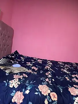 Gigi Scott  online show from May 2026 12:07:01 AM
