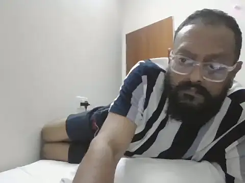 jimforsex1982 online show from November 2025 05:45:03 PM