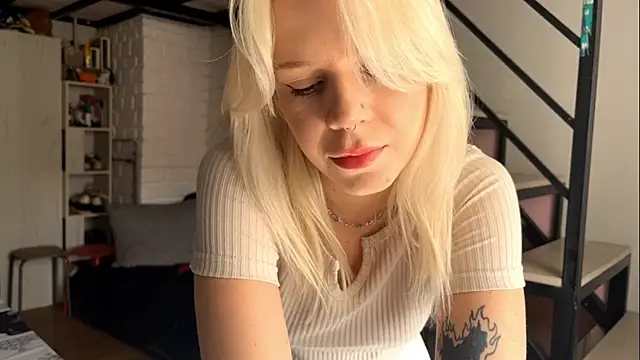 JinRenkes online show from October 2025 10:25:01 AM