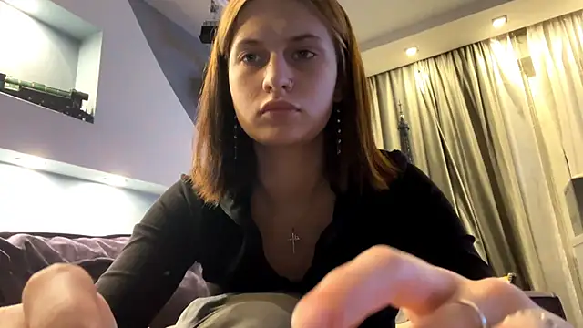 CarmaDiza online show from November 2025 02:07:02 PM