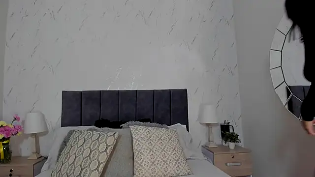 sophie duval online show from October 2025 11:27:01 AM