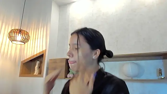 sophie duval online show from March 2026 01:10:01 AM