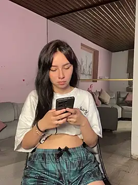 Nexxus Pink online show from November 2025 01:38:01 AM