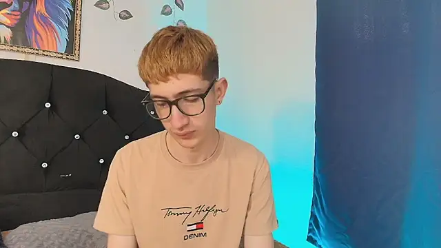 Erick Taylor3 online show from December 2025 05:53:02 PM