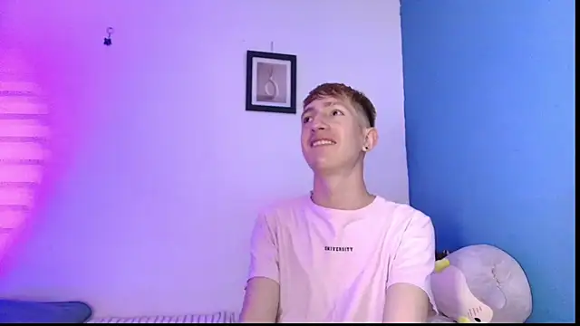 Erick Taylor3 online show from April 2026 08:15:02 PM