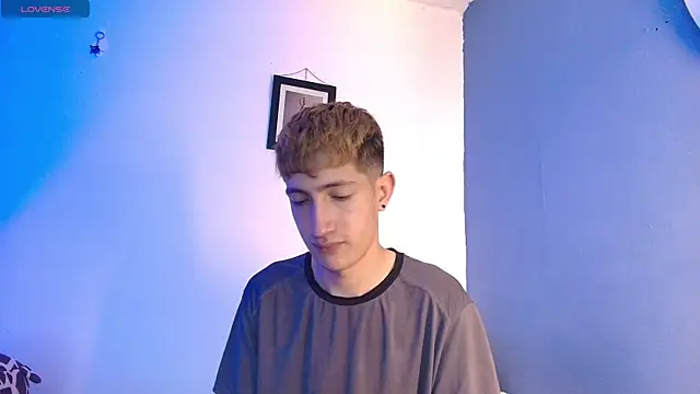 Erick Taylor3 online show from May 2026 08:13:02 PM