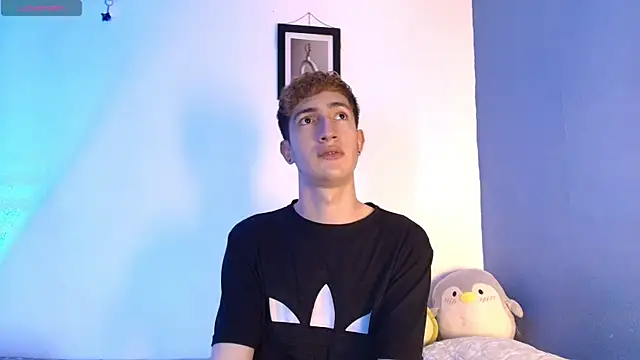 Erick Taylor3 online show from June 2026 08:45:01 PM