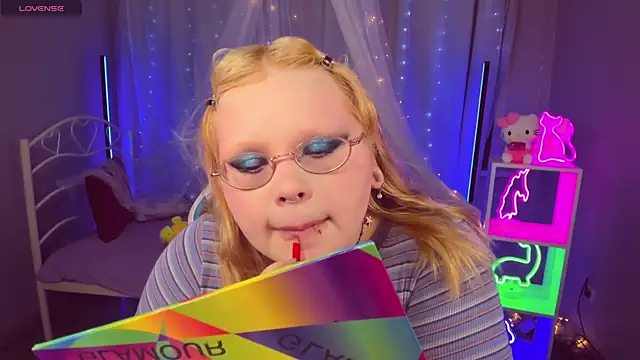 LottieReed online show from June 2026 05:45:02 PM