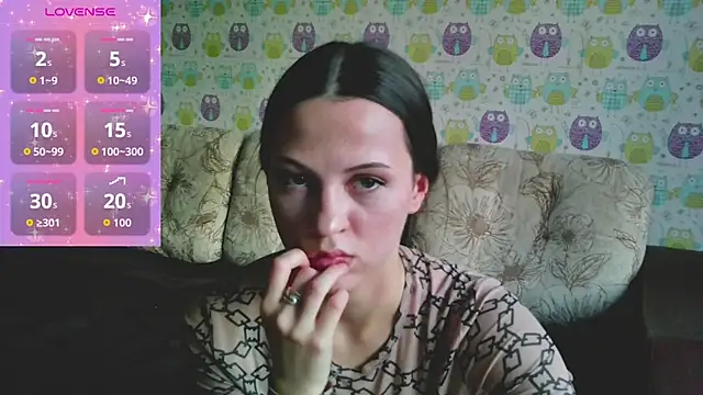 Snapshot of Ilussionmoon chatting on October 2025 11:20:02 AM Ilussionmoon online show from October 2025 11:20:02 AM