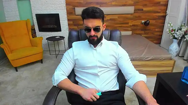 MicahLane online show from December 2025 05:45:02 AM