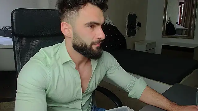 MicahLane online show from July 2026 04:41:01 AM