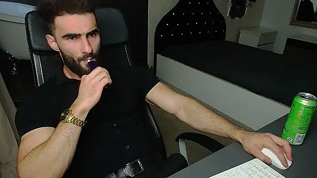 MicahLane online show from July 2026 03:02:01 AM