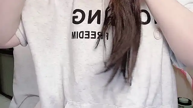 Snapshot of anna-888- chatting on December 2025 03:08:02 PM anna-888- online show from December 2025 03:08:02 PM