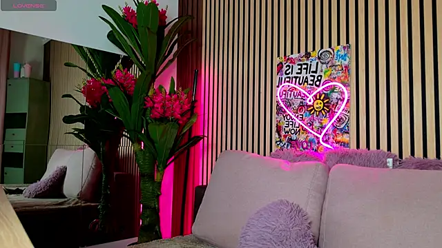 MirunaHaze online show from April 2026 03:45:01 AM