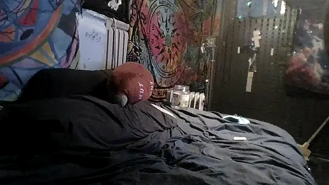 Snapshot of YourAddicted2 chatting on February 2026 11:39:02 AM YourAddicted2 online show from February 2026 11:39:02 AM