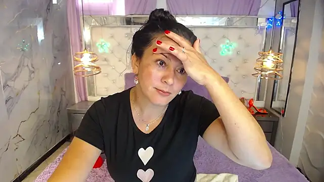 Snapshot of Melissa-roberts chatting on December 2025 08:39:02 PM Melissa-roberts online show from December 2025 08:39:02 PM