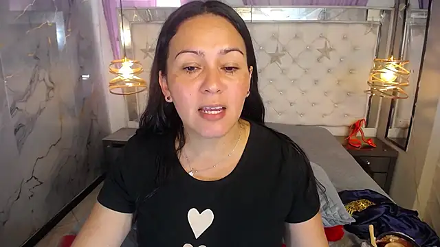 Snapshot of Melissa-roberts chatting on January 2026 08:10:02 PM Melissa-roberts online show from January 2026 08:10:02 PM