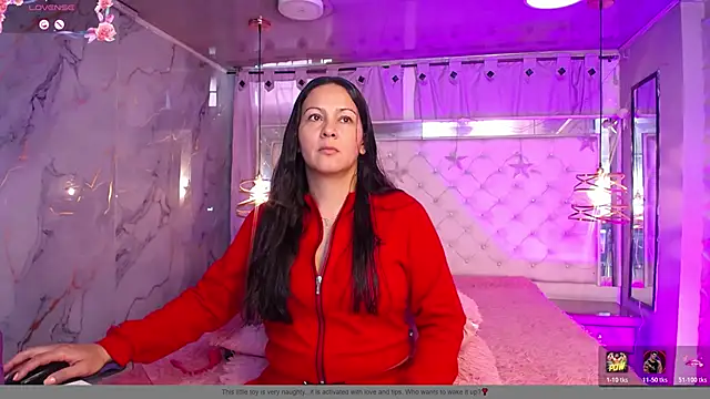 Snapshot of Melissa-roberts chatting on March 2026 08:01:01 PM Melissa-roberts online show from March 2026 08:01:01 PM