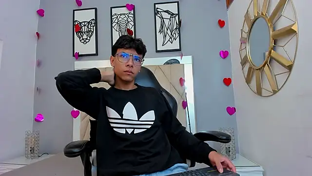 Snapshot of adams_bobby chatting on February 2026 11:00:01 AM adams bobby online show from February 2026 11:00:01 AM