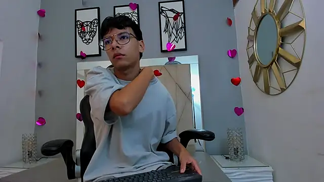 Snapshot of adams_bobby chatting on February 2026 11:09:02 AM adams bobby online show from February 2026 11:09:02 AM