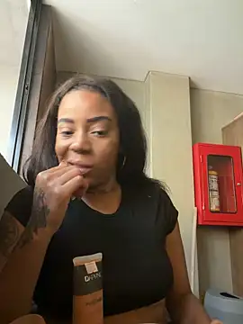 loana vegas online show from May 2026 04:03:01 PM