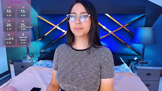 Snapshot of LexyBlaze_ chatting on April 2026 11:26:02 AM LexyBlaze online show from April 2026 11:26:02 AM