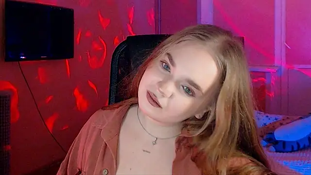 Snapshot of EmilyRisse chatting on November 2025 01:32:01 PM EmilyRisse online show from November 2025 01:32:01 PM