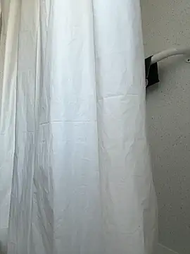 BubblesLovexox online show from March 2026 01:29:02 PM