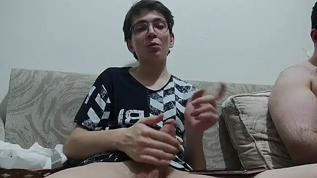 Snapshot of minikkdunyam chatting on November 2025 05:12:02 PM minikkdunyam online show from November 2025 05:12:02 PM