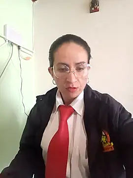 Snapshot of Valentina--1 chatting on November 2025 12:05:02 PM Valentina--1 online show from November 2025 12:05:02 PM