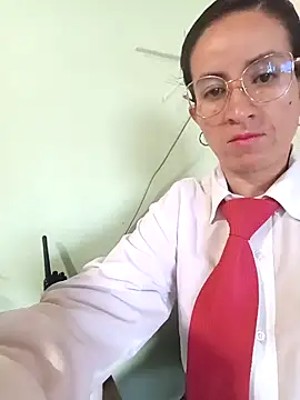 Valentina--1 online show from November 2025 11:54:01 AM