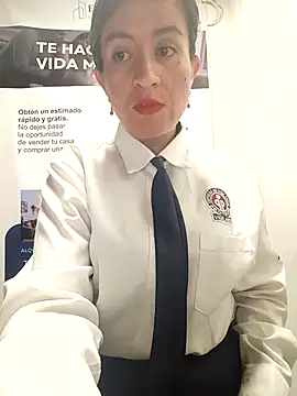 Snapshot of Valentina--1 chatting on April 2026 10:07:01 AM Valentina--1 online show from April 2026 10:07:01 AM