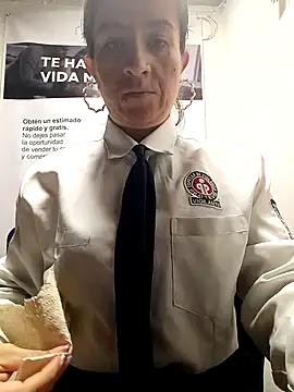 Snapshot of Valentina--1 chatting on April 2026 10:02:01 AM Valentina--1 online show from April 2026 10:02:01 AM