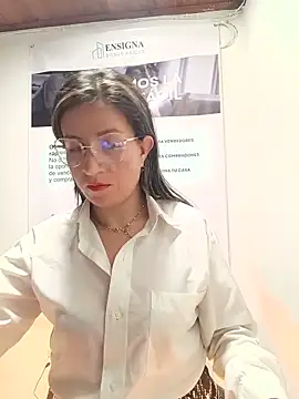 Snapshot of Valentina--1 chatting on May 2026 09:59:01 AM Valentina--1 online show from May 2026 09:59:01 AM