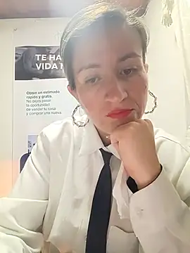 Valentina--1 online show from June 2026 10:21:02 AM