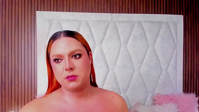 IrinaaVega online show from December 2025 04:35:01 PM