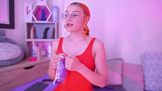 Snapshot of celeste_blazze_ chatting on November 2025 04:28:02 PM celeste blazze online show from November 2025 04:28:02 PM