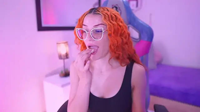 Snapshot of celeste_blazze_ chatting on November 2025 02:30:01 PM celeste blazze online show from November 2025 02:30:01 PM